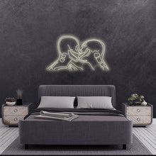 Load image into Gallery viewer, Skulls kissing
